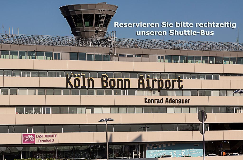 Airport Hotel Karsten Colonia Exterior foto